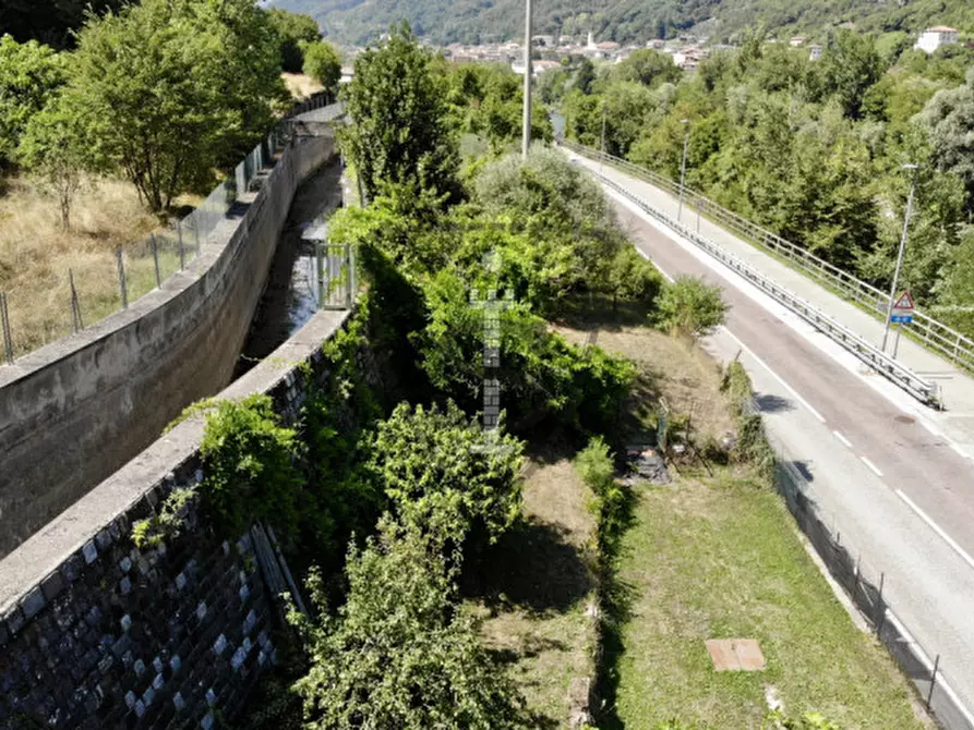 Immagine 4 di Capannone industriale in vendita  in Via Giusti, 115 a Valbrenta