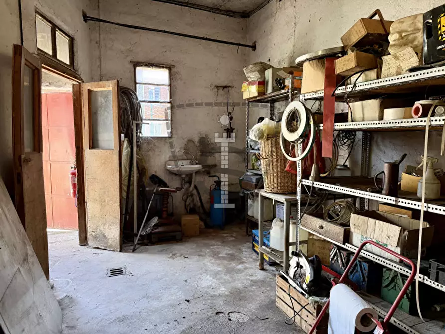Immagine 9 di Capannone industriale in vendita  in Via Giusti, 115 a Valbrenta