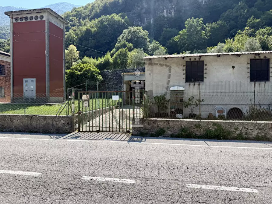 Immagine 17 di Capannone industriale in vendita  in Via Giusti, 115 a Valbrenta