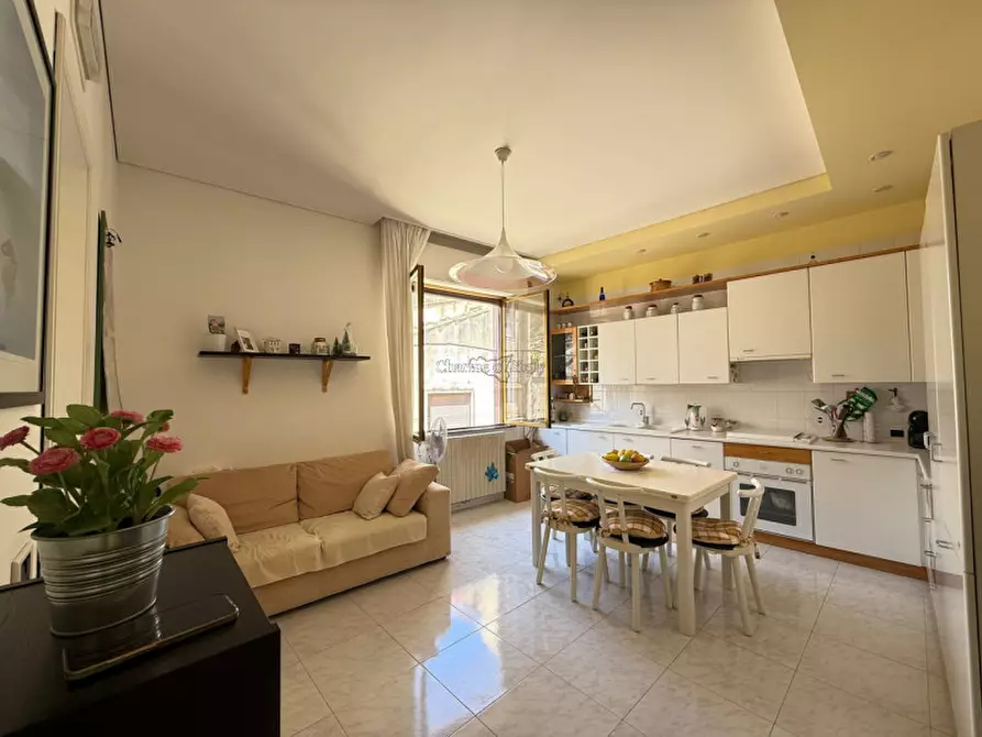 Immagine 12 di Appartamento in vendita  a Modica