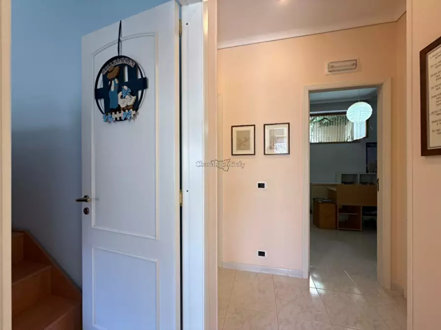 Immagine 23 di Appartamento in vendita  a Modica