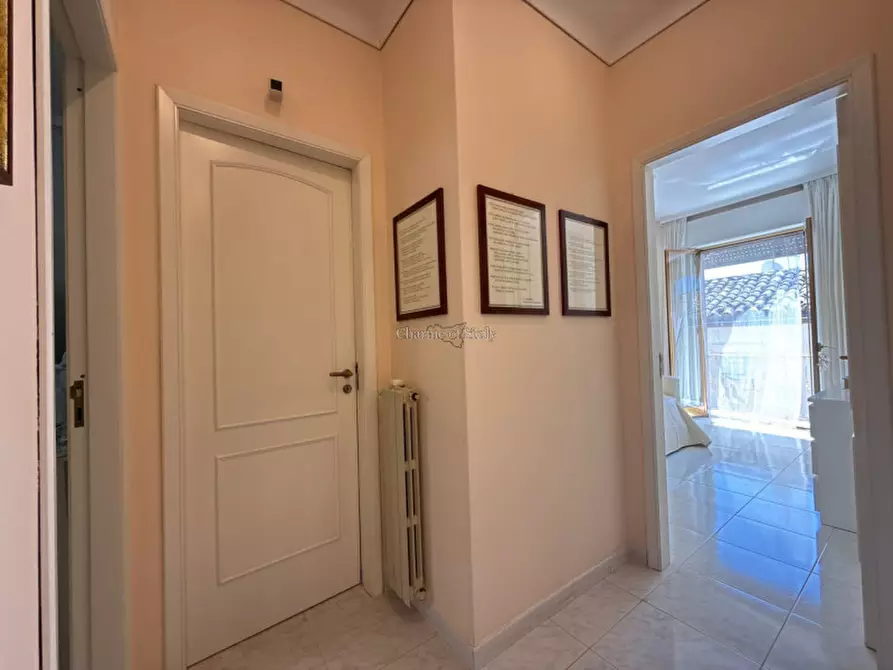 Immagine 29 di Appartamento in vendita  a Modica