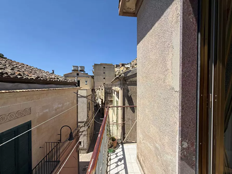 Immagine 42 di Appartamento in vendita  a Modica