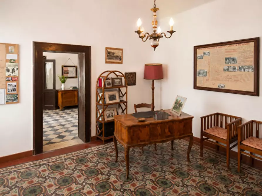 Immagine 15 di Villa in vendita  in via madonna 25 a Erbé