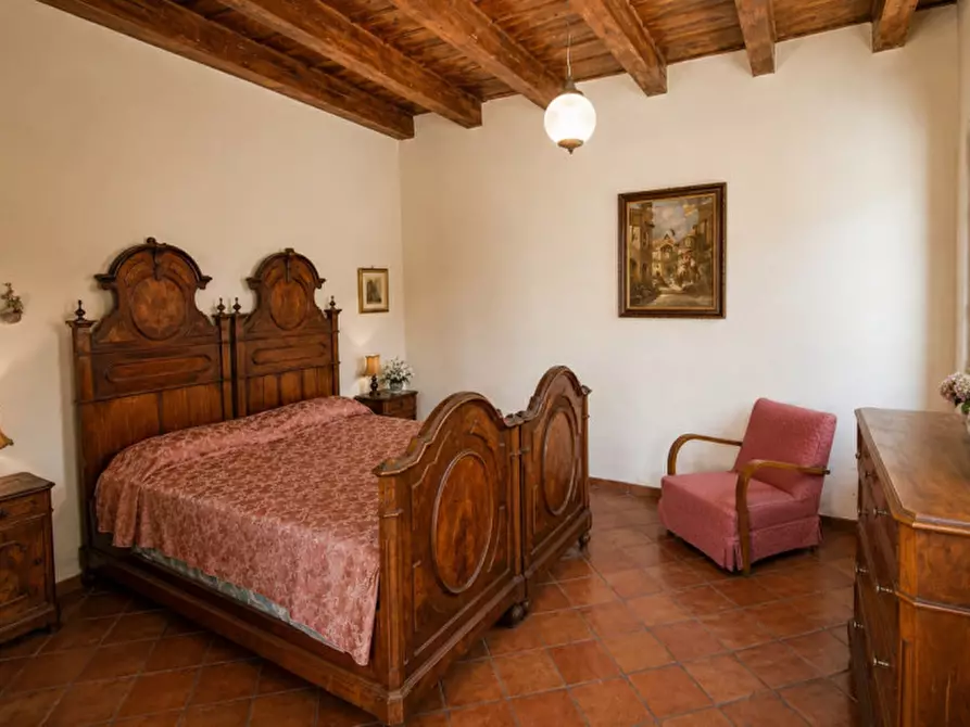Immagine 18 di Villa in vendita  in via madonna 25 a Erbé