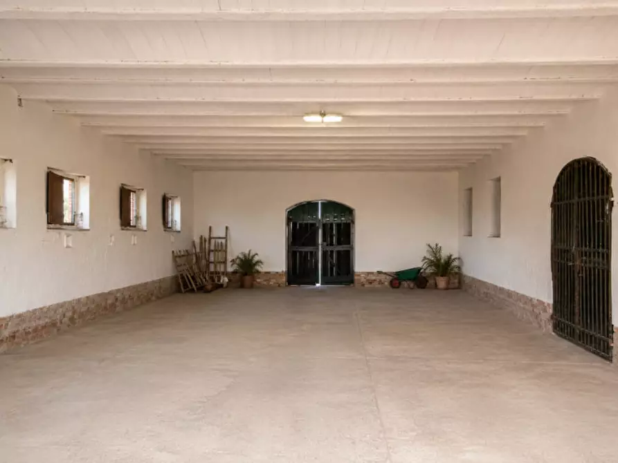 Immagine 22 di Villa in vendita  in via madonna 25 a Erbé