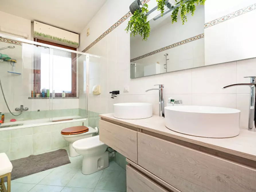 Immagine 35 di Appartamento in vendita  in VAL DELLA TORRE 41 a Torino