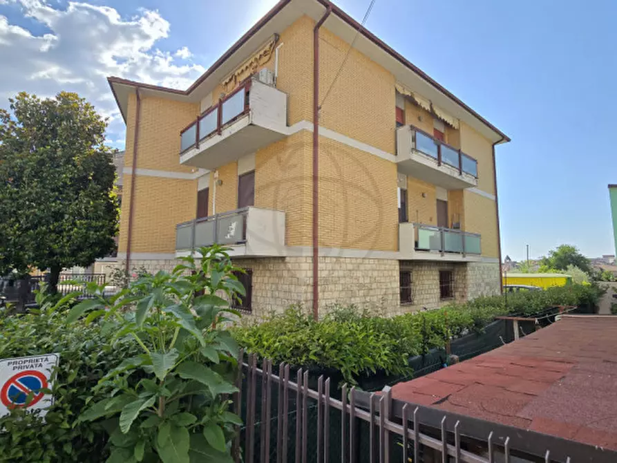 Immagine 20 di Appartamento in vendita  in VIA MOLA DI BERNARDO, 109/A a Terni
