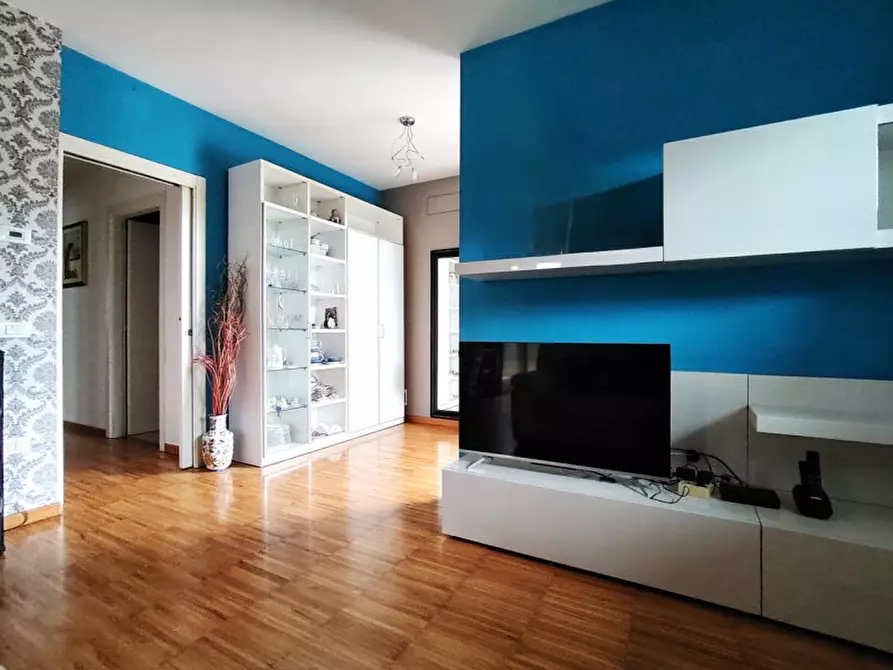 Immagine 1 di Appartamento in vendita  a Thiene