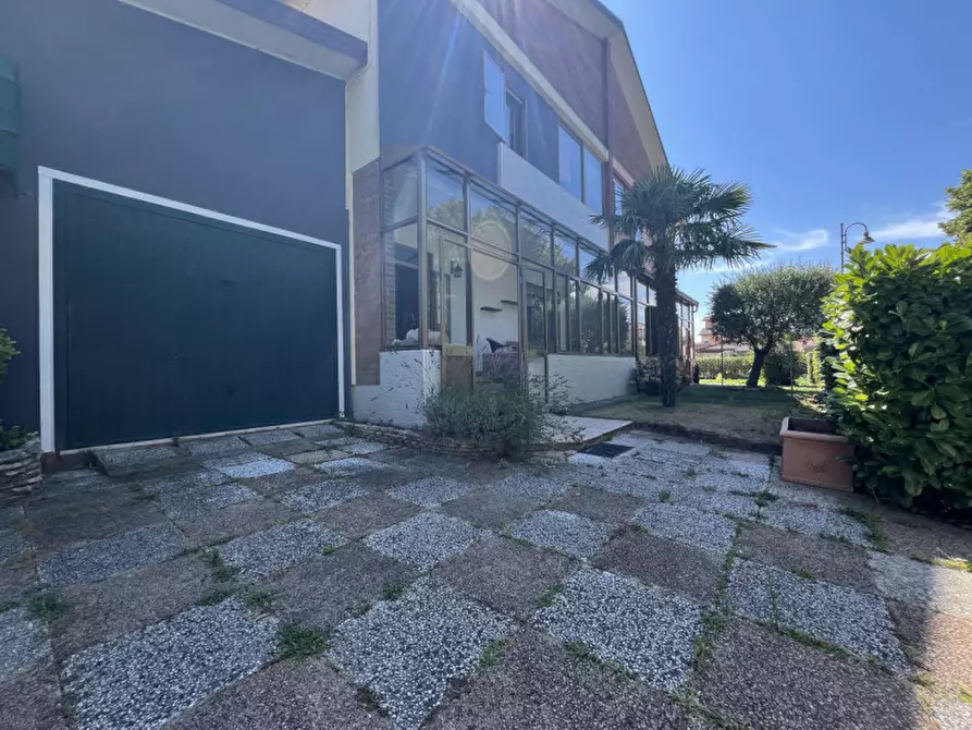 Immagine 36 di Casa bifamiliare in vendita  in Piazza Giovanni Albertin 4 a Rosolina