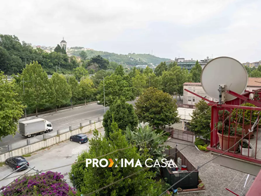 Immagine 29 di Appartamento in vendita  in piazza onofrio coppola 2 a Salerno