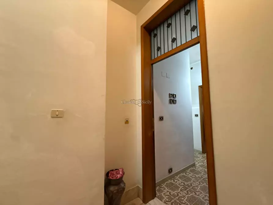 Immagine 3 di Appartamento in vendita  in Via Carlo Papa a Modica