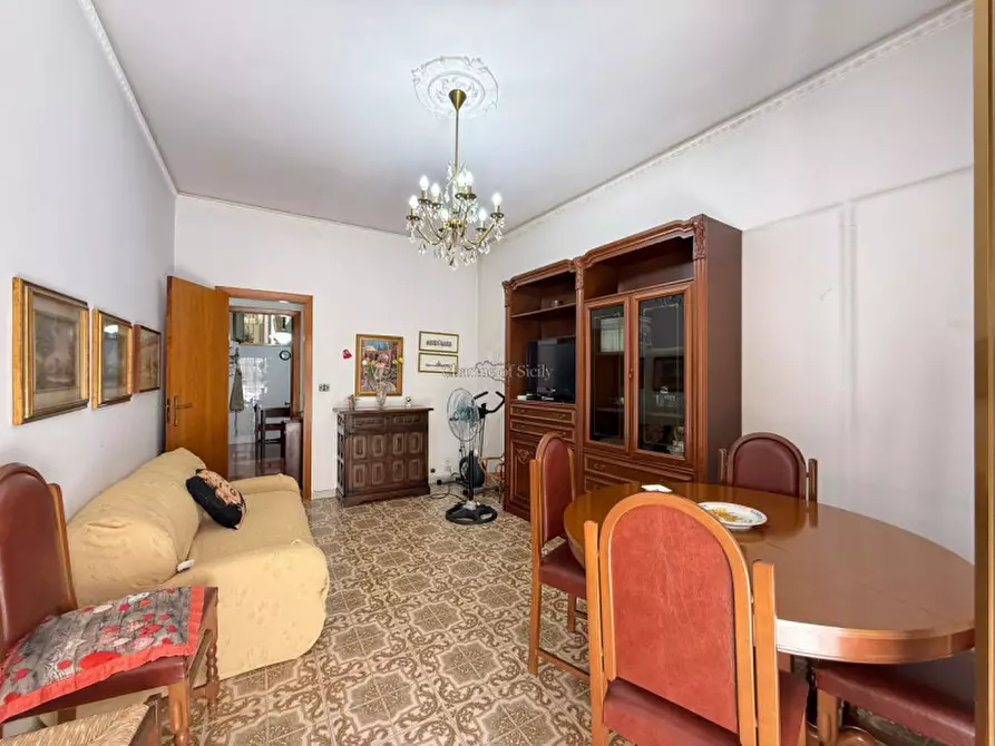 Immagine 7 di Appartamento in vendita  in Via Carlo Papa a Modica