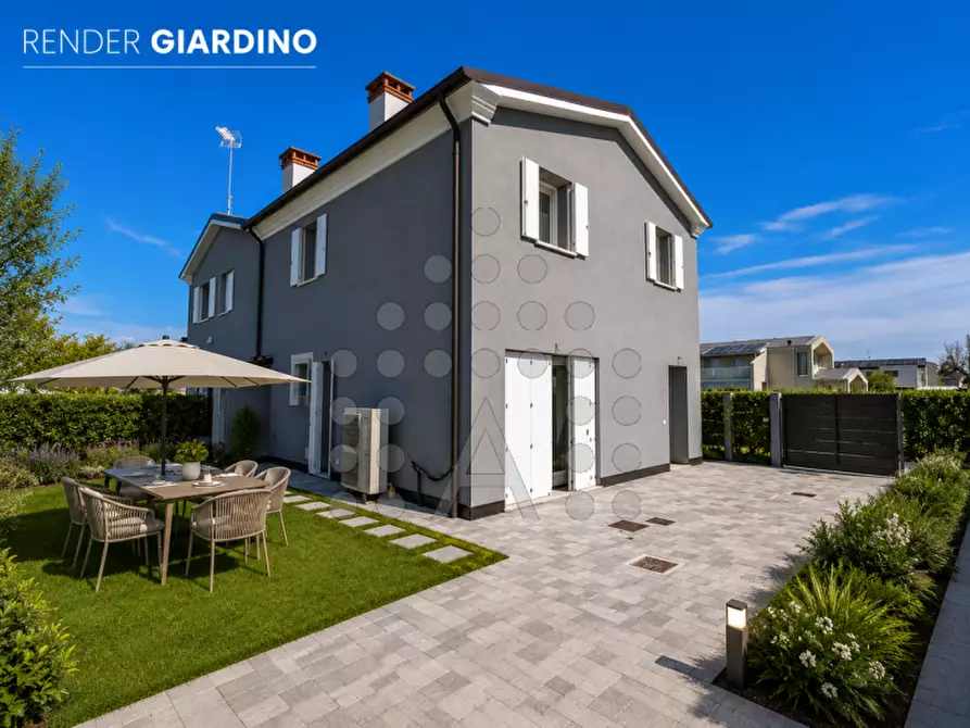 Immagine 1 di Casa bifamiliare in vendita  a Abano Terme