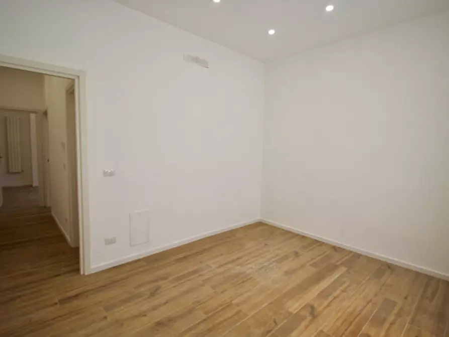 Immagine 4 di Appartamento in vendita  in Via Giuseppe Meoni a Prato