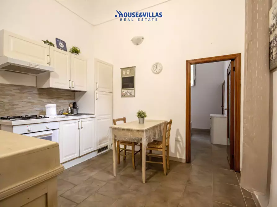 Immagine 10 di Appartamento in vendita  in Via Ducezio a Noto