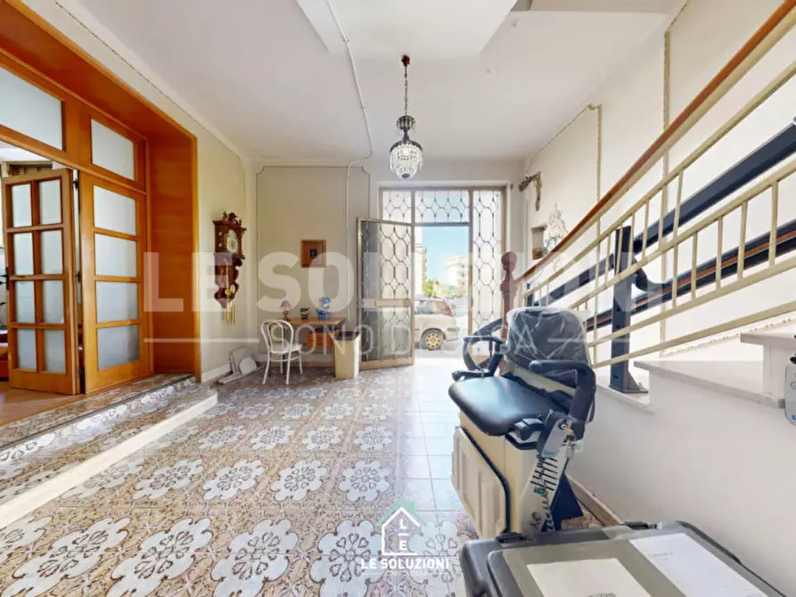 Immagine 4 di Casa indipendente in vendita  in Via Romanazzi Carducci 6 a Putignano