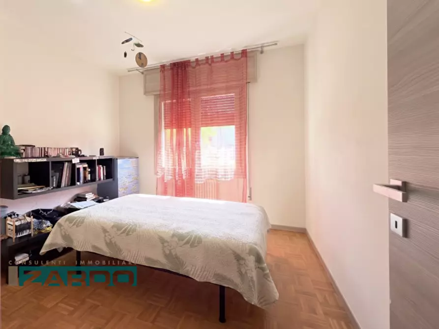 Immagine 10 di Casa indipendente in vendita  a Castello Di Godego