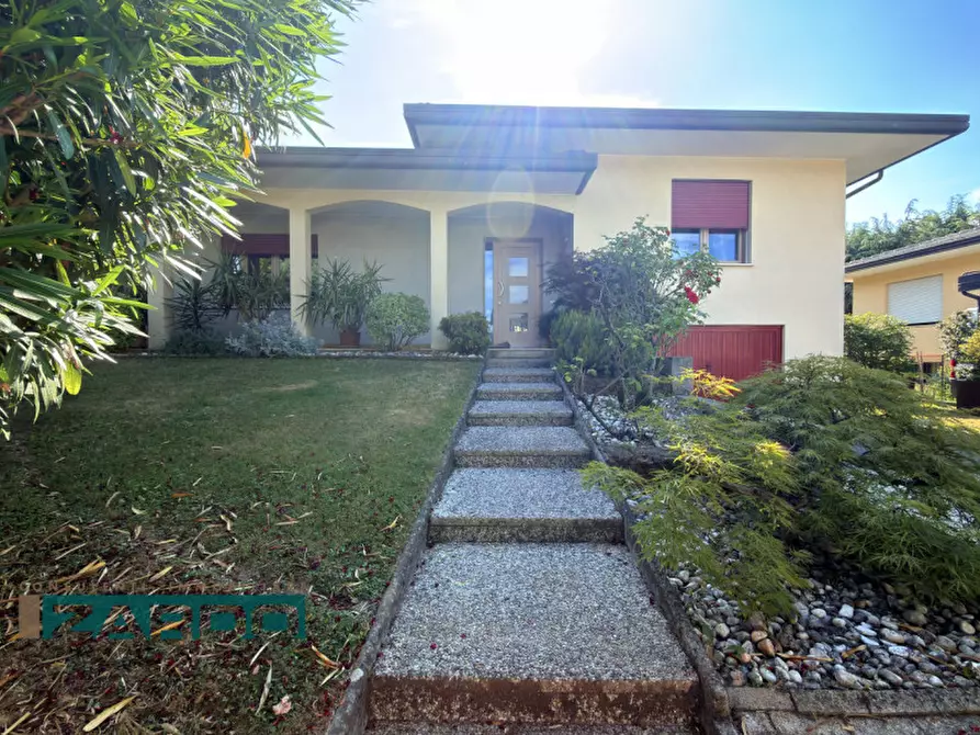 Immagine 17 di Casa indipendente in vendita  a Castello Di Godego