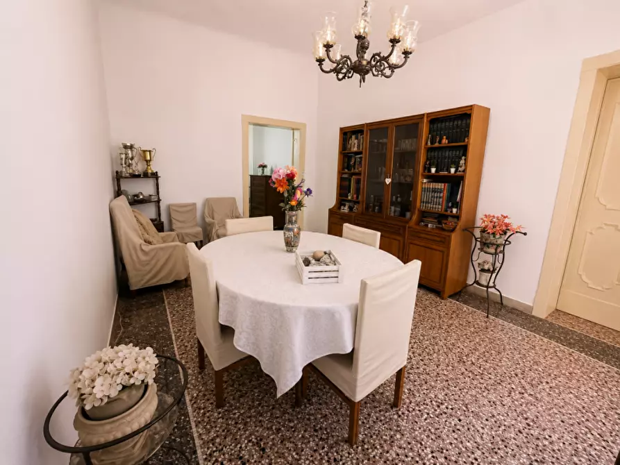 Immagine 4 di Appartamento in vendita  a Senigallia