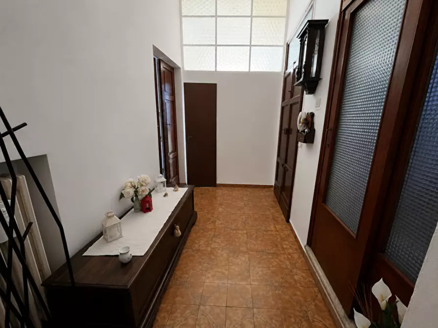 Immagine 6 di Appartamento in vendita  a Senigallia