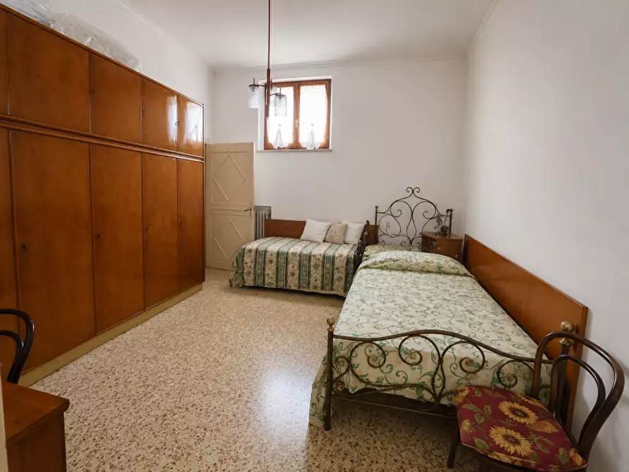 Immagine 13 di Appartamento in vendita  a Senigallia
