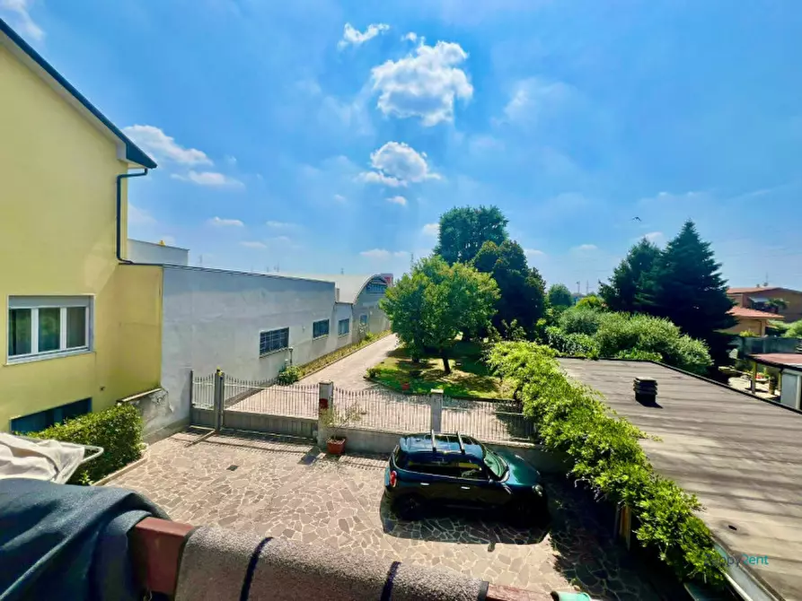 Immagine 17 di Appartamento in affitto  in Via Cristoforo Colombo, 44 a Seveso