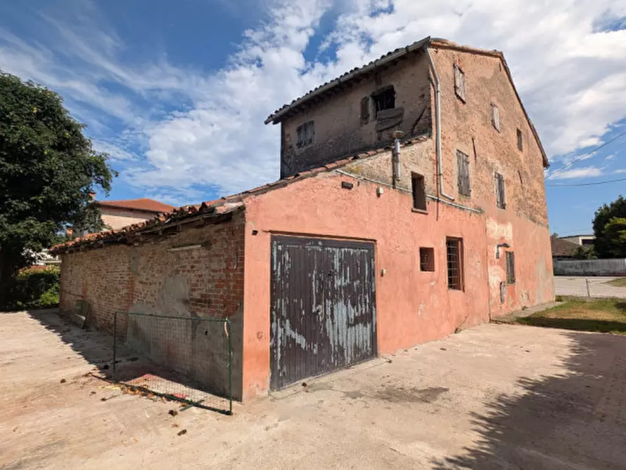 Immagine 2 di Rustico / casale in vendita  in Borgo Asolo a Castelfranco Veneto