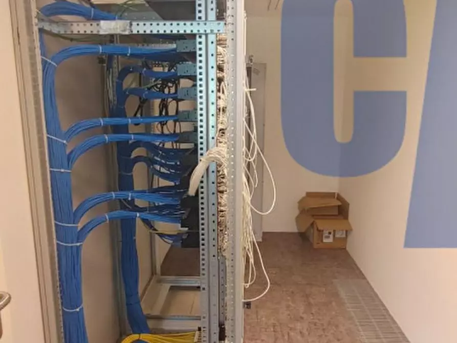 Immagine 7 di Ufficio in affitto  in VIALE SARCA a Milano