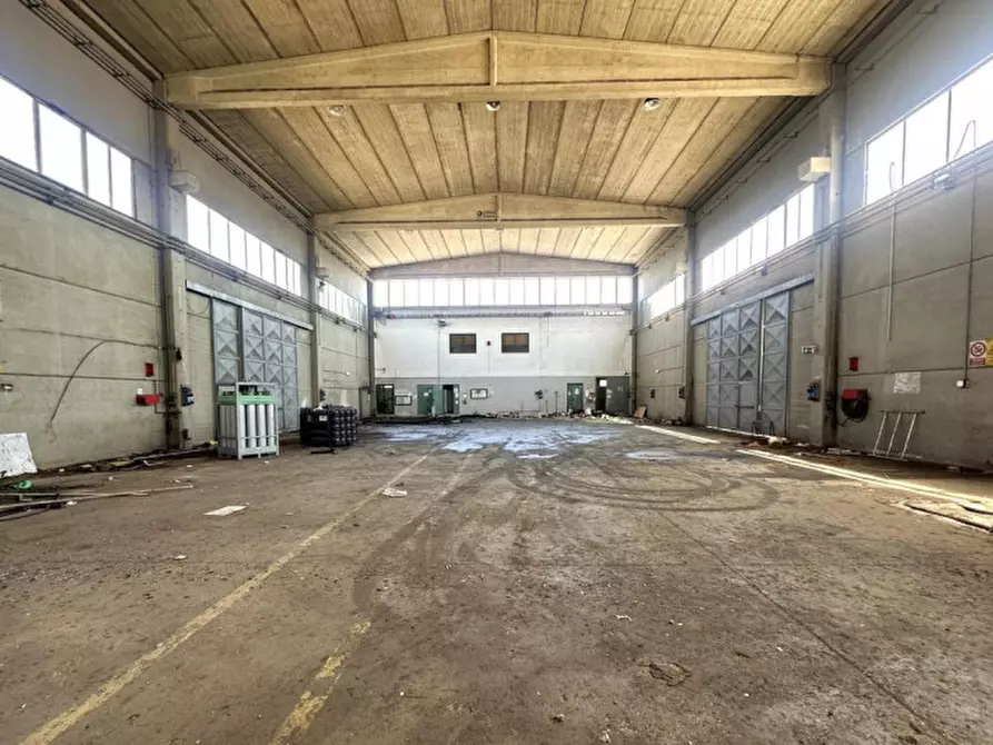 Immagine 3 di Capannone industriale in vendita  in SP128, 74020 Torricella TA, Italia a Torricella