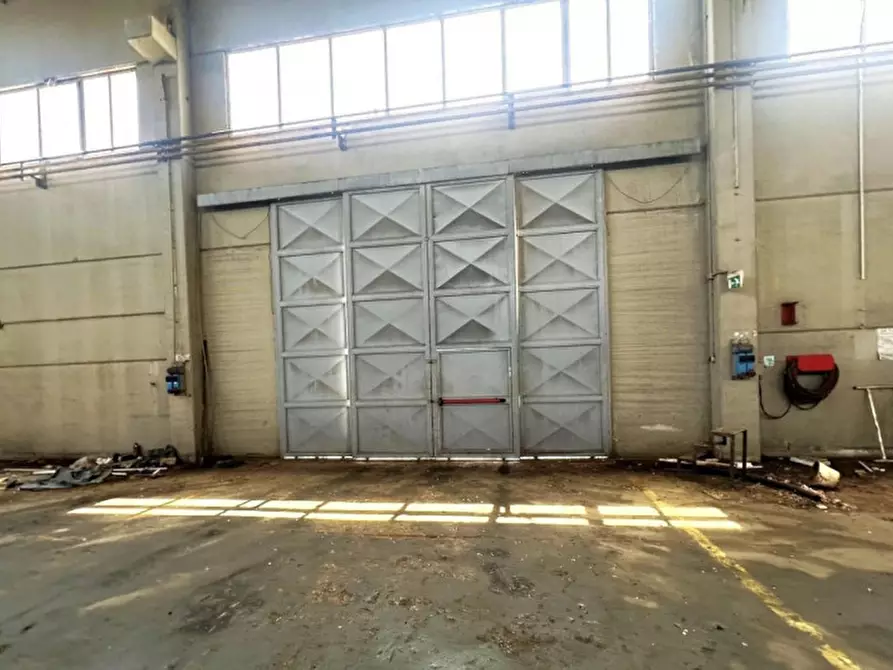 Immagine 10 di Capannone industriale in vendita  in SP128, 74020 Torricella TA, Italia a Torricella