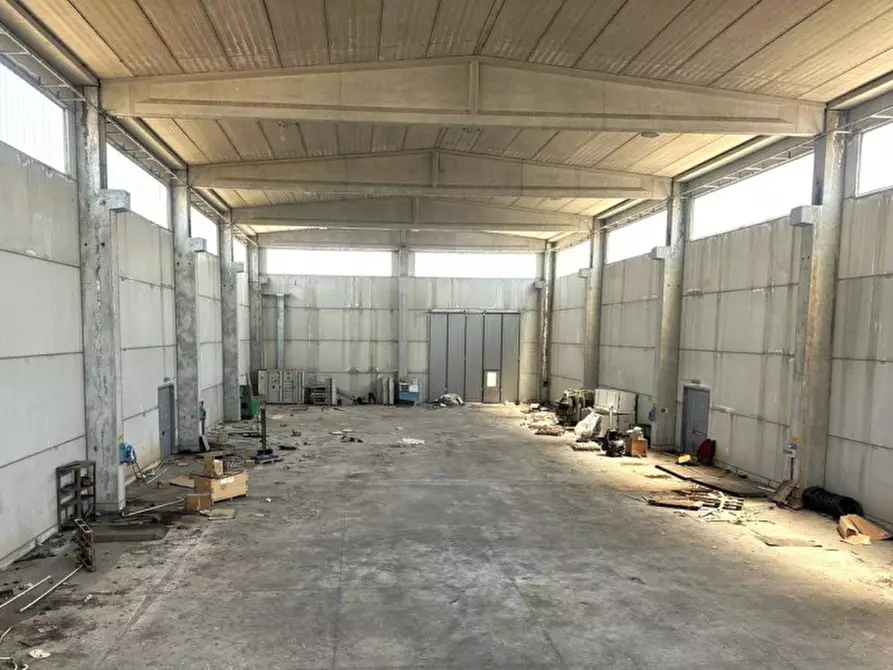Immagine 2 di Capannone industriale in vendita  in SP128, 74020 Torricella TA, Italia a Torricella