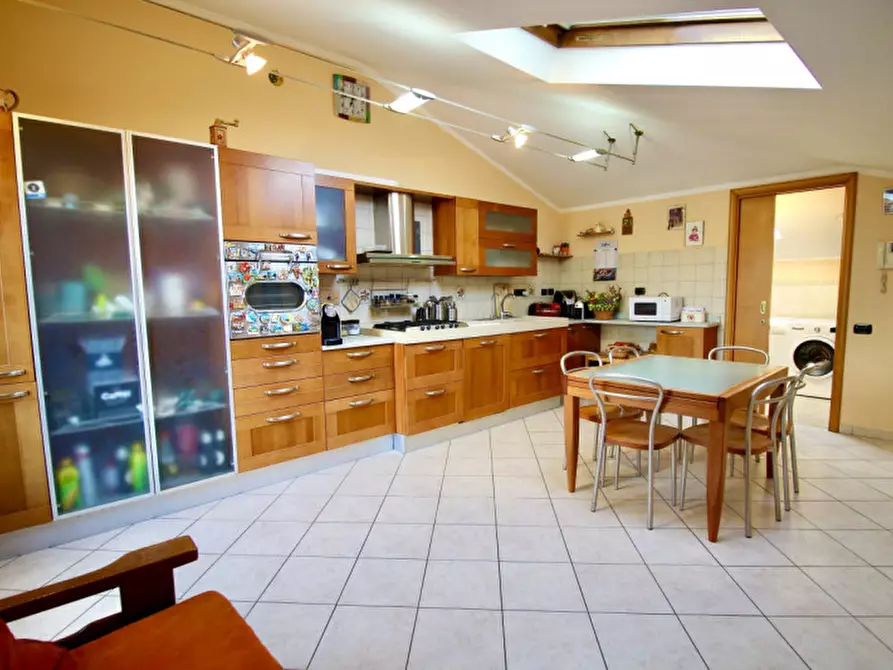 Immagine 10 di Appartamento in vendita  in Via Giacomo Matteotti a Agliana