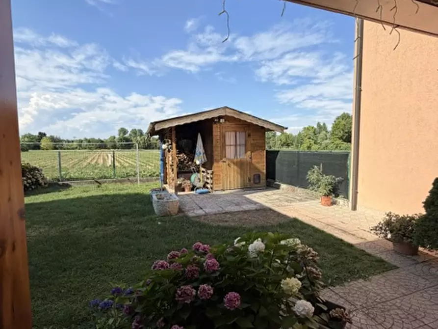 Immagine 2 di Villetta a schiera in vendita  a Villa Del Conte