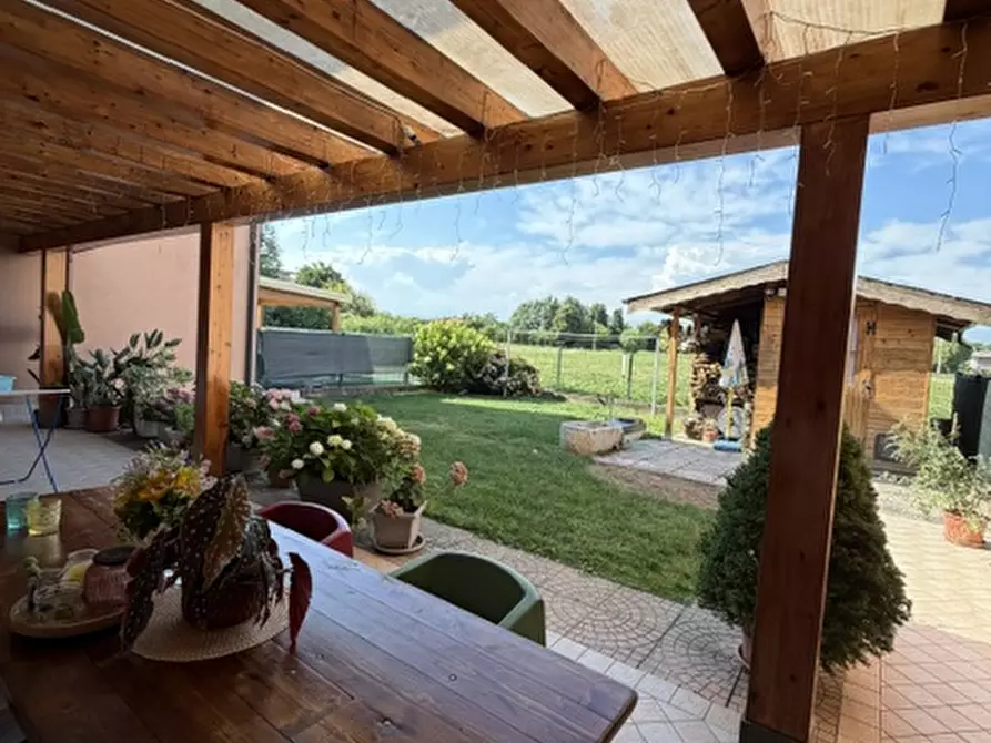 Immagine 11 di Villetta a schiera in vendita  a Villa Del Conte