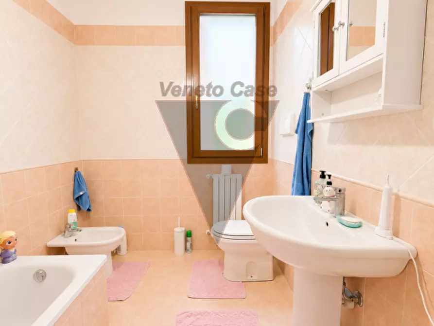 Immagine 14 di Appartamento in vendita  in Piazza del Mercato a Dolo
