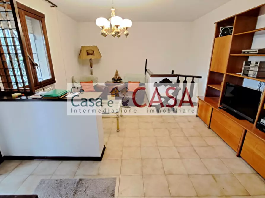 Immagine 5 di Appartamento in vendita  in via Previtali 1 a Abano Terme