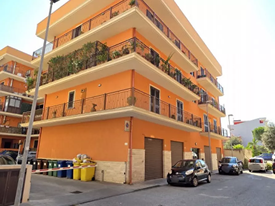 Immagine 26 di Appartamento in vendita  in Via Giuseppe Piaggia a Milazzo