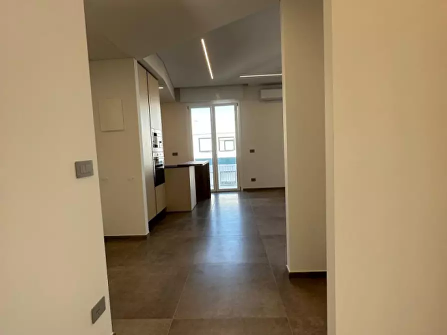 Immagine 16 di Appartamento in vendita  in via Tasso a Savona