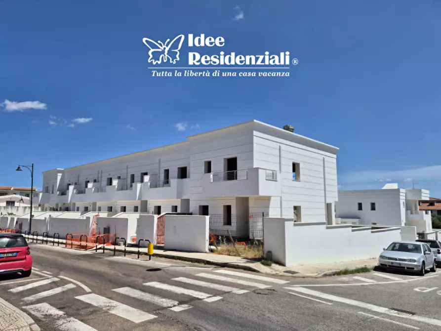 Immagine 7 di Villa in vendita  a Olbia