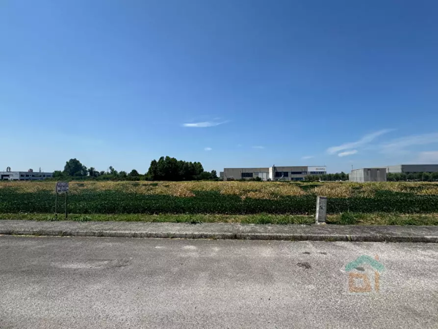 Immagine 8 di Terreno in vendita  in Via Remis a San Vito Al Torre