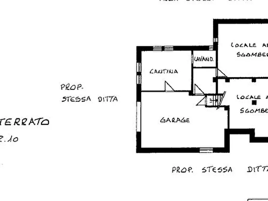 Immagine 40 di Villa in vendita  in Strada Castelgherlone 30 a Alba