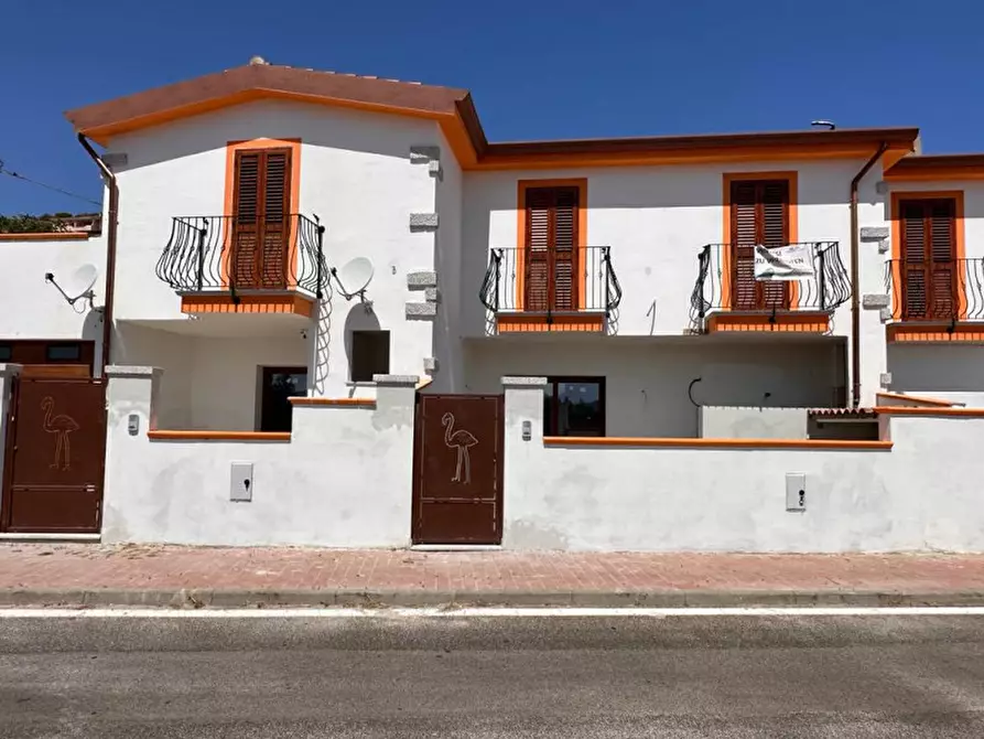 Immagine 1 di Villetta a schiera in vendita  in Via Circonvallazione Est a Posada