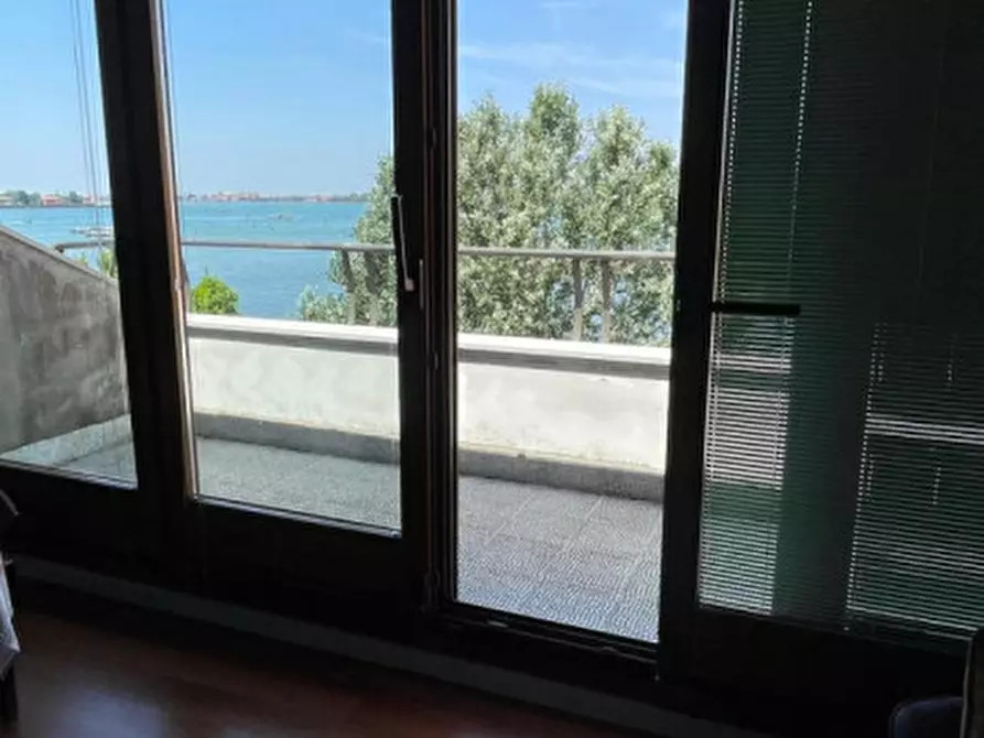 Immagine 10 di Attico in vendita  in Riviera Santa Maria Elisabetta a Venezia