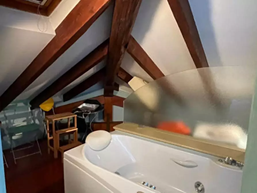Immagine 25 di Attico in vendita  in Riviera Santa Maria Elisabetta a Venezia