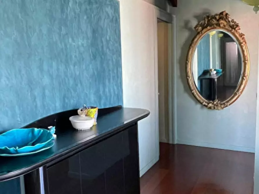 Immagine 30 di Attico in vendita  in Riviera Santa Maria Elisabetta a Venezia