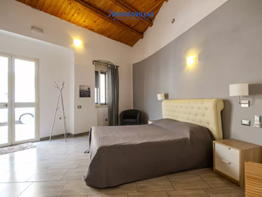 Immagine 9 di Loft/Open space in vendita  in vico filippo tortora 12 a Noto