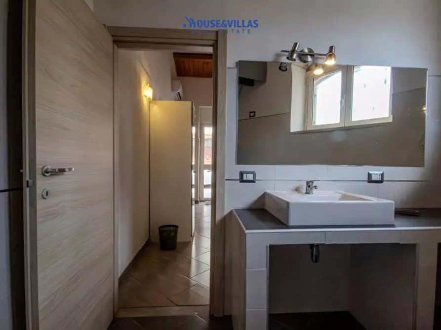 Immagine 15 di Loft/Open space in vendita  in vico filippo tortora 12 a Noto