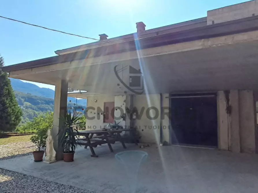 Immagine 26 di Casa bifamiliare in vendita  in contrada Laita a Valli Del Pasubio