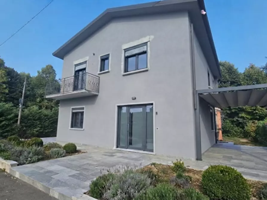 Immagine 1 di Casa bifamiliare in vendita  in Viale Roma a Torri Di Quartesolo
